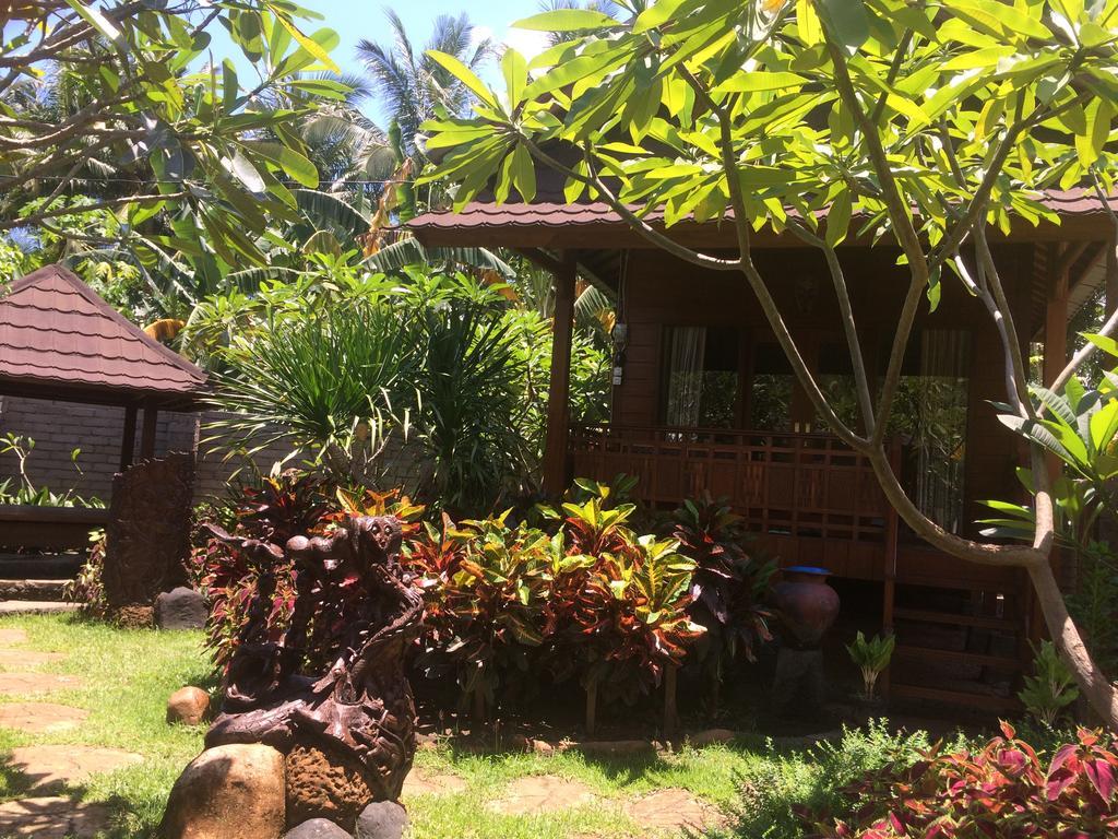 Khoo Villa Senggigi Eksteriør billede